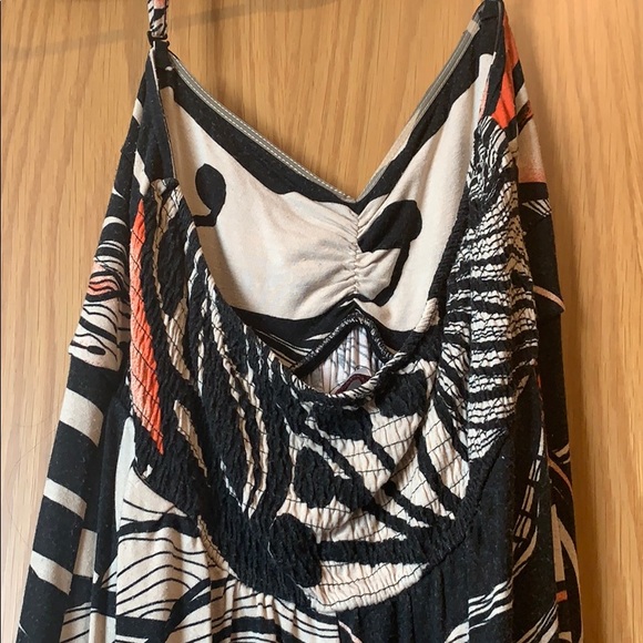 Dress - Picture 4 of 8